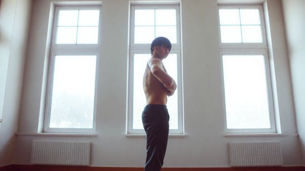 Améliorez votre posture avec le cours en ligne MUNZ FLOOR
